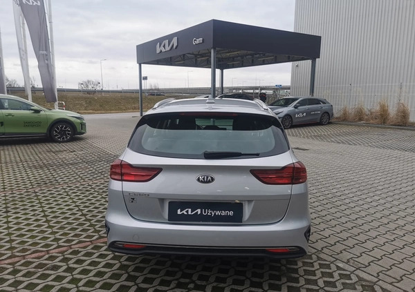 Kia Ceed cena 73900 przebieg: 25458, rok produkcji 2021 z Wąbrzeźno małe 56